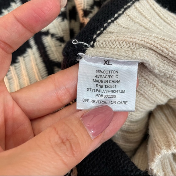 Olive & Oak Black Tan Pattern Open Sweater - Picture 5 of 5